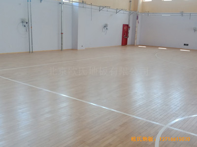 北京房山城建婁子水小學籃球館體育地板施工案例