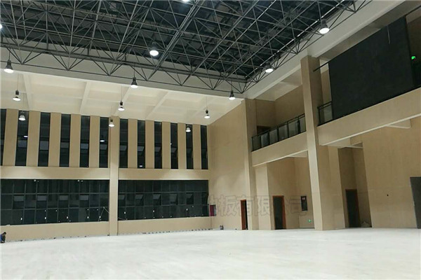 四川瀘州市敘永縣城西實驗學(xué)校運動木地板鋪設(shè)工程
