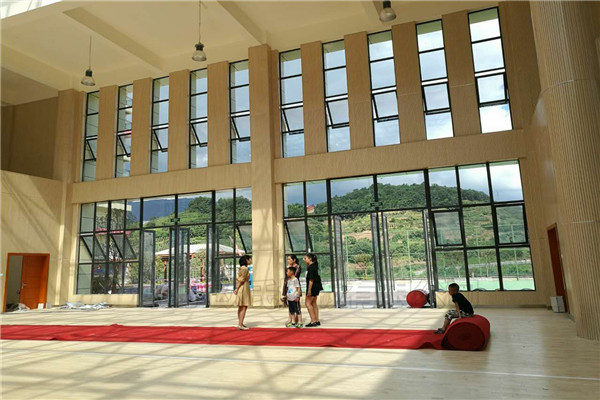 四川瀘州市敘永縣城西實驗學(xué)校運動木地板鋪設(shè)工程