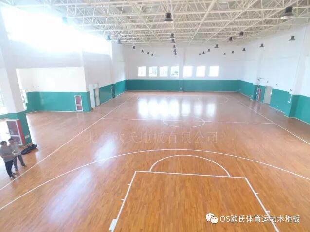 濟(jì)南市保利中心教育地塊工程風(fēng)雨操場體育木地板案例