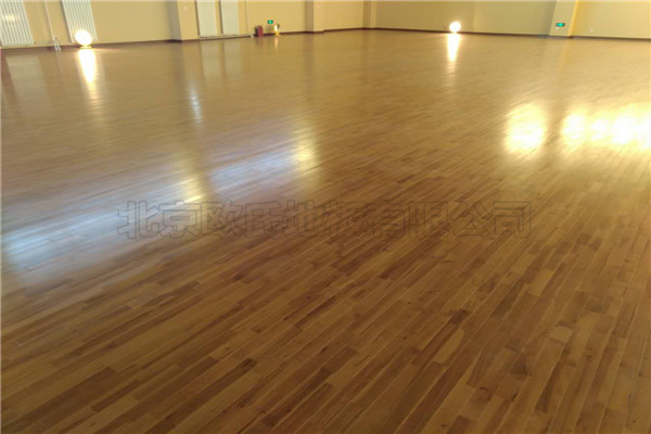 北京海淀分局靜物訓(xùn)練用體育館運動木地板鋪設(shè)工程