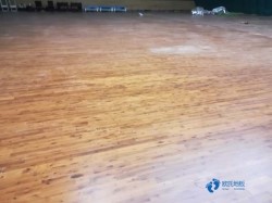 哪里有運(yùn)動(dòng)場地板品牌哪個(gè)好